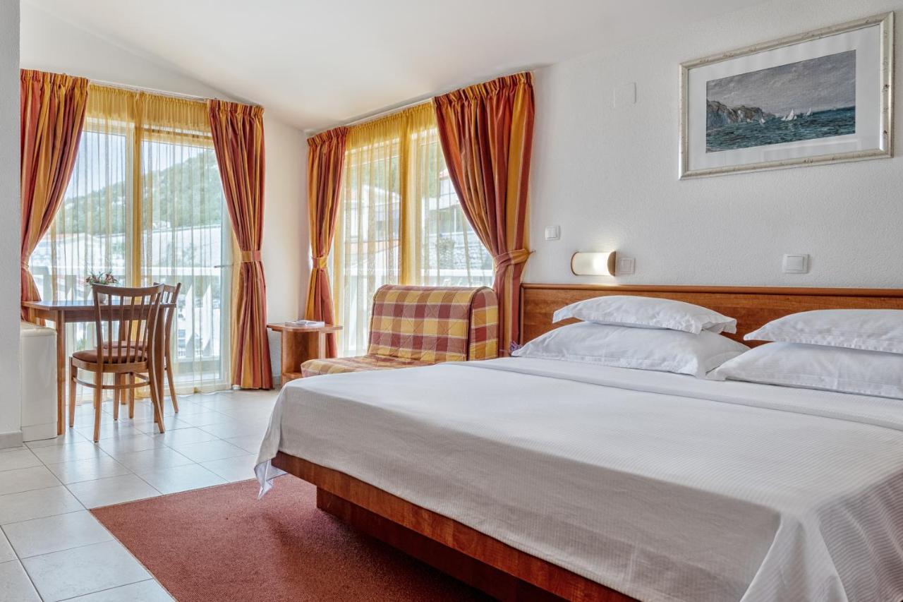 Hotel Posejdon Неум Экстерьер фото