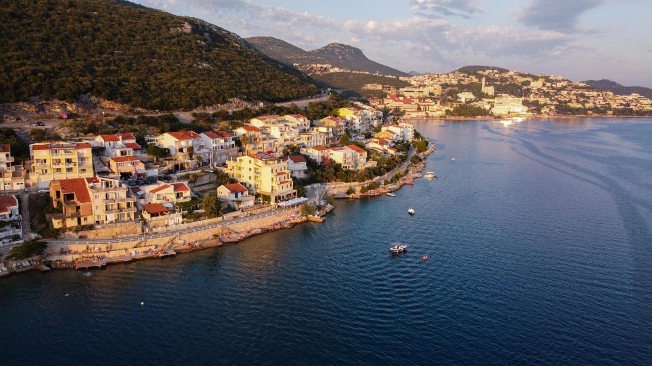 Hotel Posejdon Неум Экстерьер фото